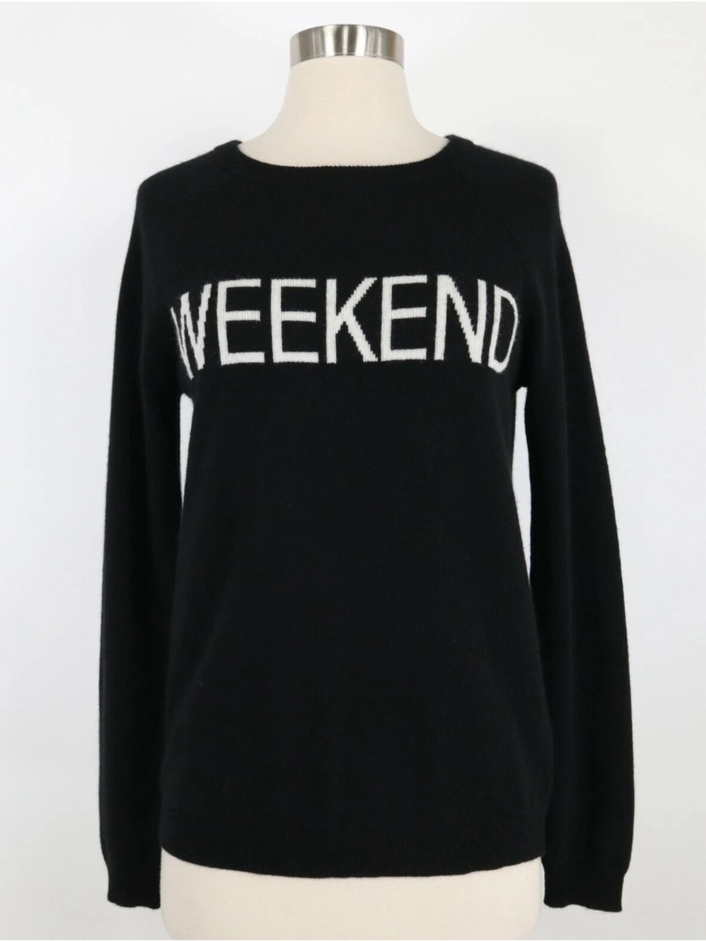 Philosophy Black & White “Weekend” 100%
Cashmere Sweater - Size M